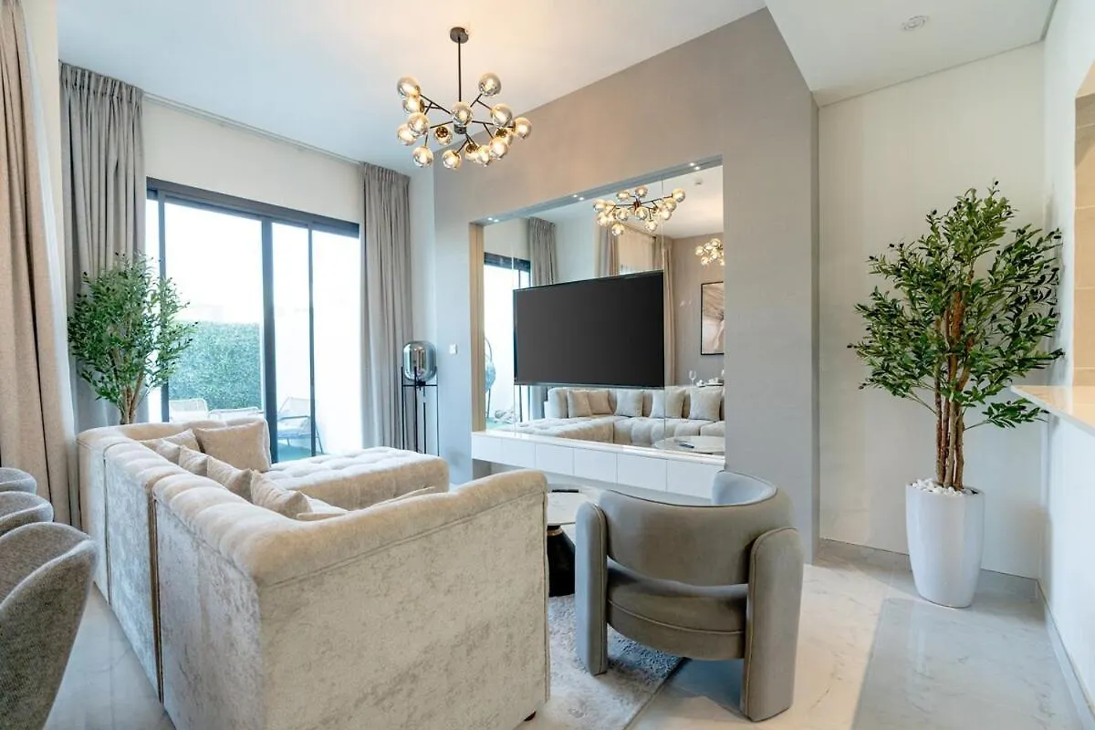Nasma Luxury Stays - Opulent Family Escape in Marbella RAK Ras al-Khaimah